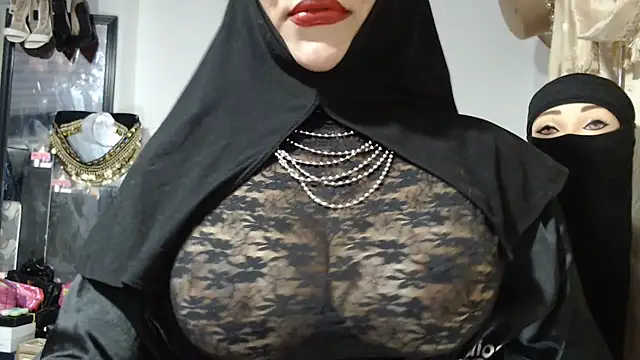 Nadia__abaud - PLAY MY HAIR PUSSY 😜😜😜