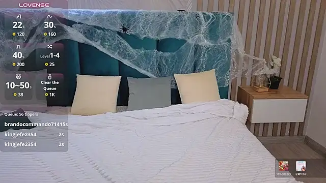 Christy_Beauty - kiss u and wink