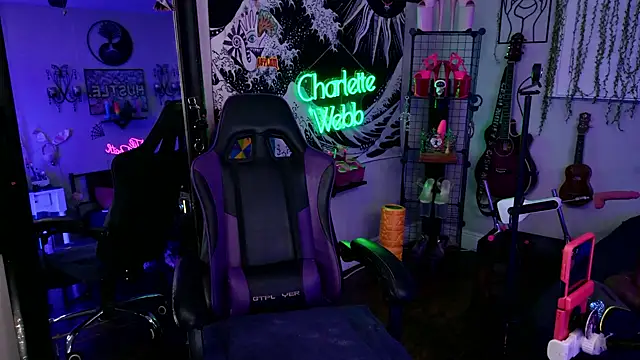 CharletteWebb - Panties off finger 5 minutes