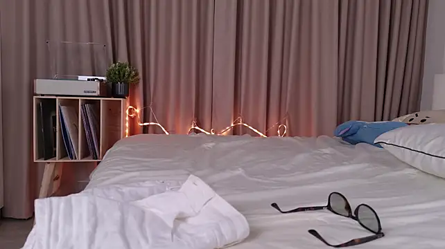 Hotaru_baby - Flash Butt >w<