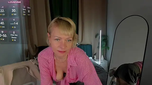 Ann_Annise - Spank my ass in Doga position 10 times