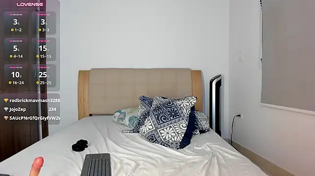 PaulaCovadonga - Rub Pussy Wet