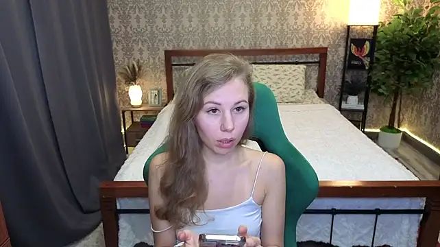 Lill_Ana - Explore my naked body