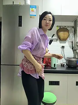 Lulu6652 - M腿大鸡巴抽插高潮喷水