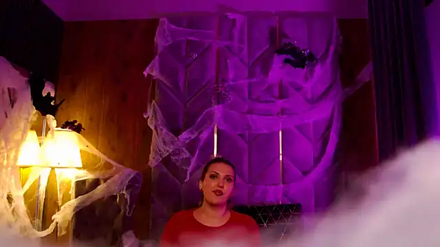 LaylaBlakes - Let’s hear the toy buzz
