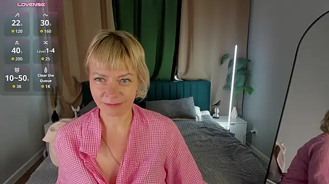 Ann_Annise - Spank my ass in Doga position 10 times