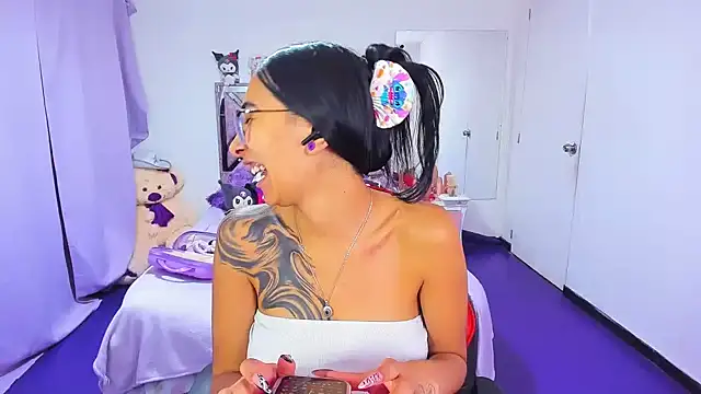 Valery_taylor_1 - SHOW PUSSY