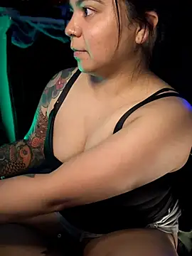 Kimmiakiss22 - Make Me Wet