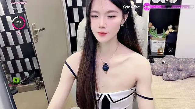 Yueyue-MM - 下空小狗侧趴+打pp20下
