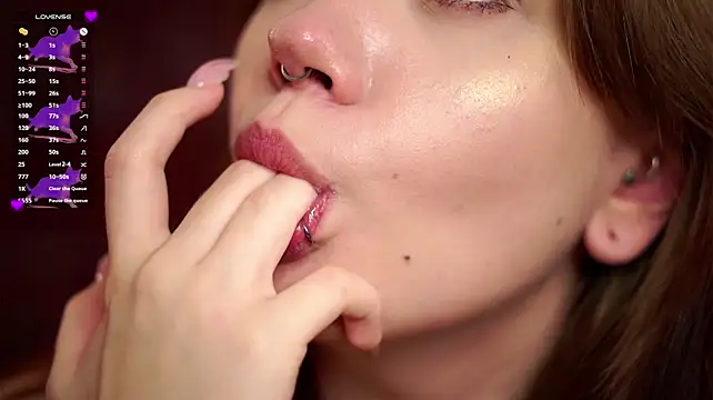 LeahAllsop1 - try to bite me! I'll bite you!