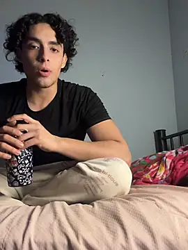 Clementemalo - 1 dedo en vagina y 1 en ano