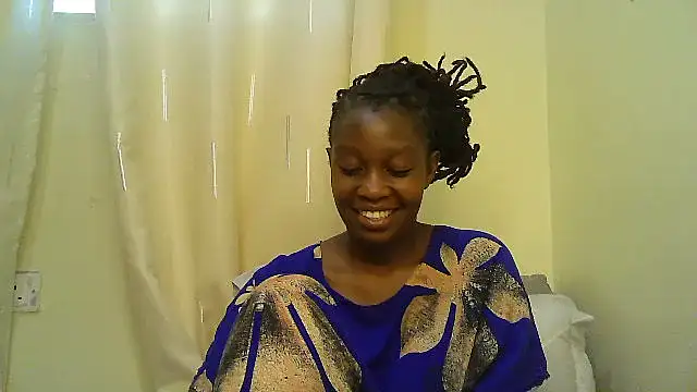 Curvy_princess1 - help me raise my tution fee