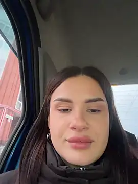 MiraReach - Fuck pussy in cafe 🫶🏼