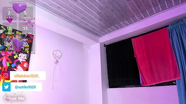 MiaVillalobos