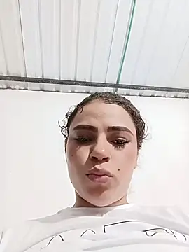 Mommy-Hot - Strange Touch my Tits In the park