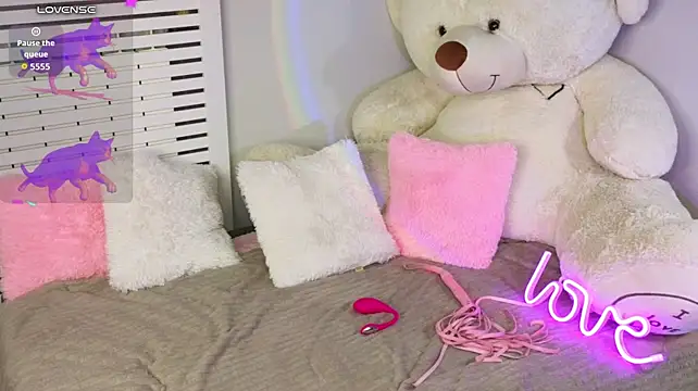 Carolina_Luxxx - slap naked pussy
