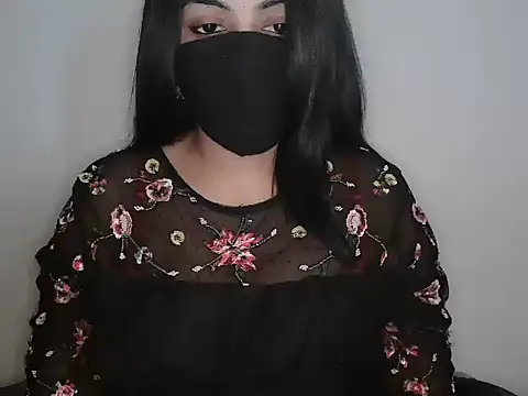 Reddy_Trisha - full face c2c