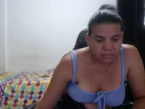 Adriana_0312's Live XXX Chat