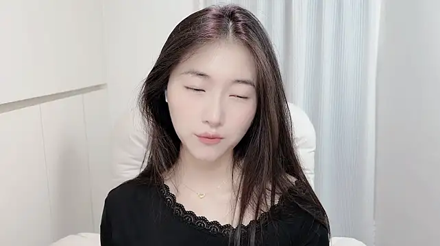 Xixi-baobao - 正是你为你的玫瑰花费的时光 才使你的玫瑰变得如此重要