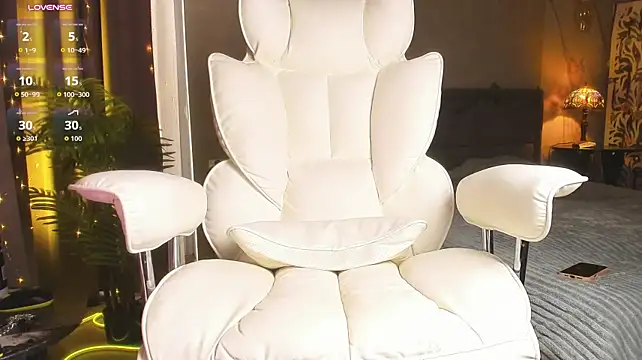 Jullyshmidt - nipple clamps on