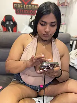 Nahomy-firee - Photo hot PM📸🥵🔥😈