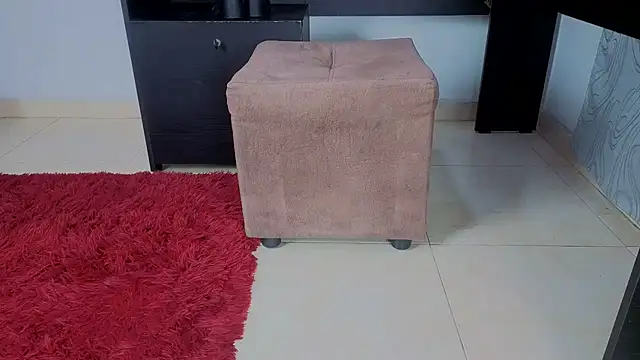 Mariana_Lu - plug ass