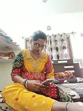 Heyy_Anshi - Show Pussy With Fingringss
