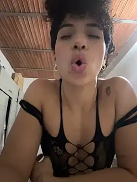 Miily_0 - Sexy Dance & Spanks