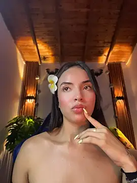 Catalina_lafer - fingers in pussy 💦🌸🥵