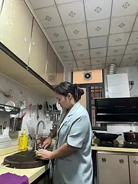 Amy1688 - 精油抹胸