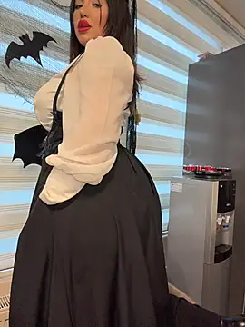 CleoLangley - 🔥 Curves on Full Display