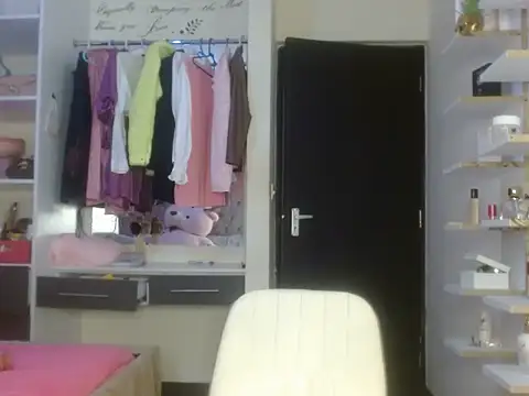 Sexy_Babydoll221 - dildo in pussy