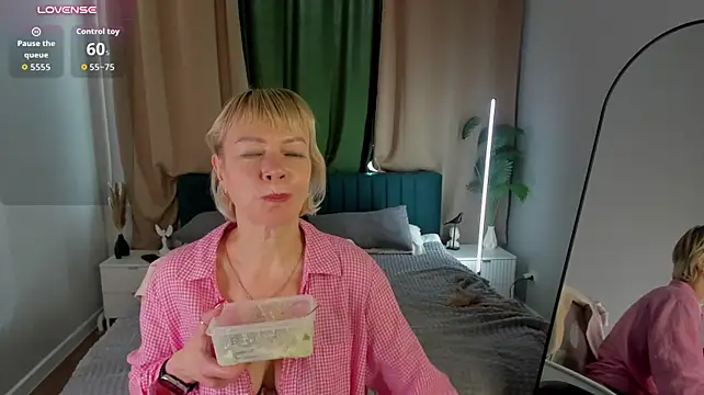 Ann_Annise - Take off my wet panties
