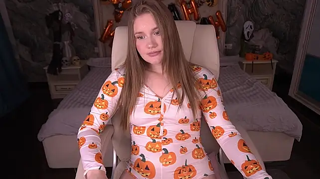 FoxyyKate - Untie one strapp on your panties