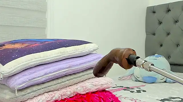 Elizabeth_18_ - BIG SQUIRT
