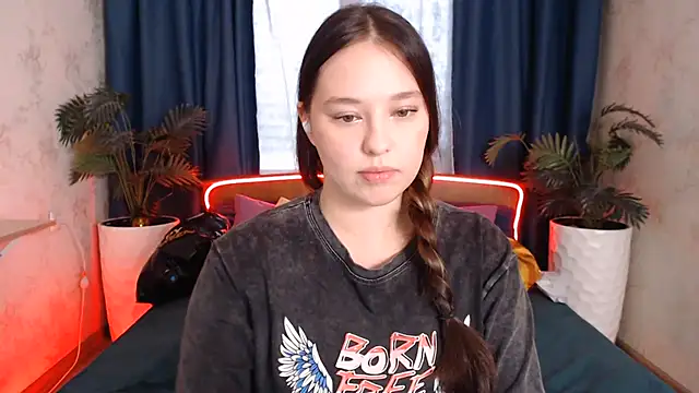 PureLedy - show panties (close)