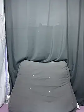 Nini_11 - 挤小粉出来Squeeze the vibrator out
