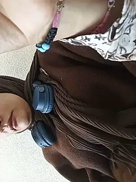 MisyonerNur - Dışarıda göğüslerini aç 😅