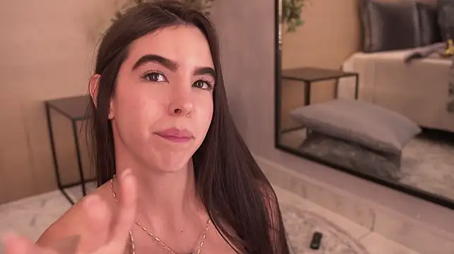 SolAvelar - Fingering pussy time🧁✨