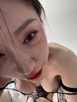 SUCCUBUS-VivianLaSouris - 为哥哥表演后入式抽插