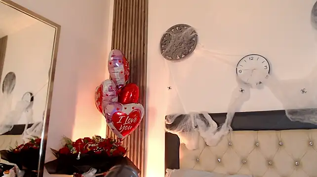 Sia_Foxx01 - Show tits + masssage!!