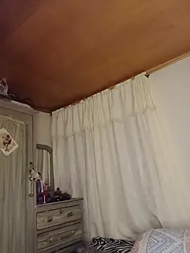 Emilif_ - Striptease
