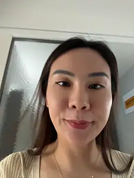 Yioyio-666 - jj抽插1分钟，最后完成任务可得小粉控制1分钟