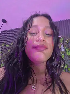 Sara_Chanel_