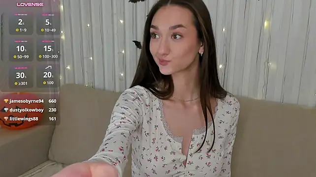 Kelly_Powell - Massage boobs close to cam