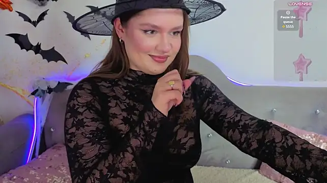 Jenny_Hart - cowgirl pose tease: