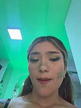 Ariannaa_1 - Arisita says hi, lab rats 🧪