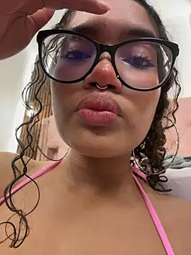 Bunny-firee - Flash pussy😏🌸