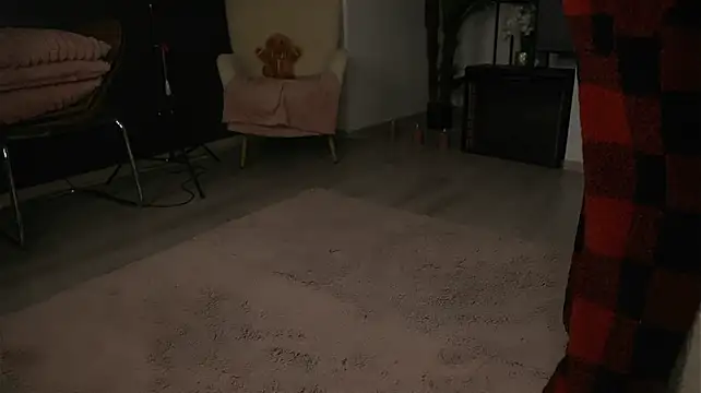 SerenaNoir - Dildo play & 3 min ctr domi🍦🔥🍆🍩