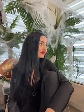 FeetVibe - 👑Sexy Tease, Don't Blink!